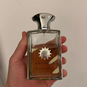 Amouage Reflection Man samples/splittar - Säljer splittar på Amouage Reflection Man i storlekarna 2/3/5/10/30ml. Priserna är följande: 99kr/139kr/225kr/435kr/1260kr. Bara att skriva vid intresse