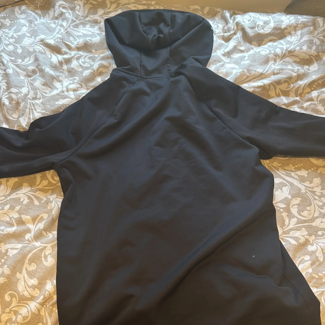 Svart hoodiejacka från Peak Performance - 1