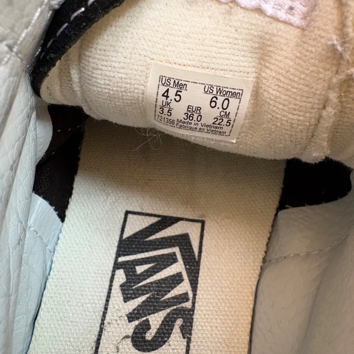 Svarta Vans strl 36 - 2