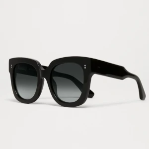 Chimi solglasögon  - Säljer dessa super nice chimi solglasögonen i modellen 08!💗använda väldigt få gånger