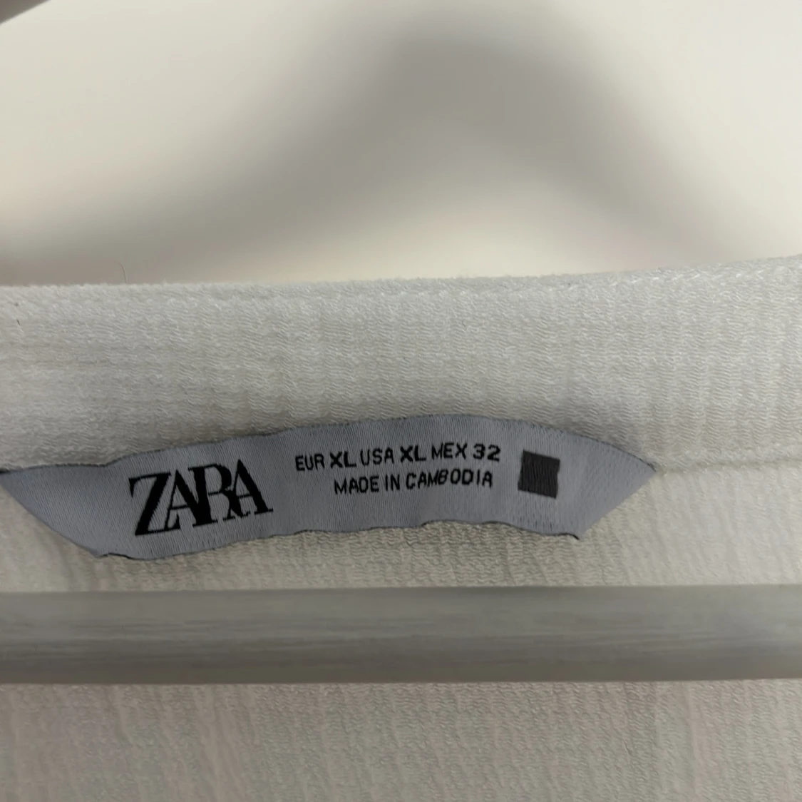 Gullig blus/topp från Zara - 3