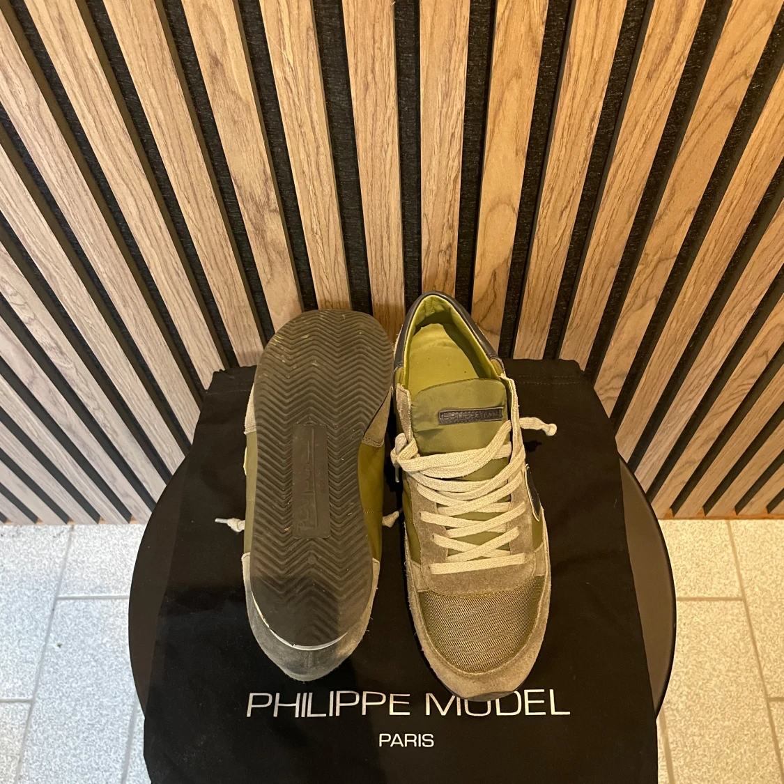 Philippe model  - 2