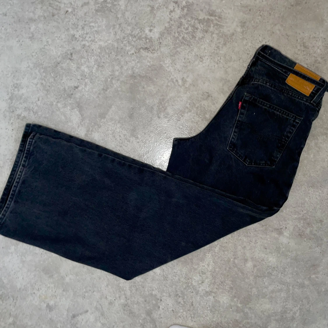 Premium Svarta jeans från Levi's -Unisex - 1