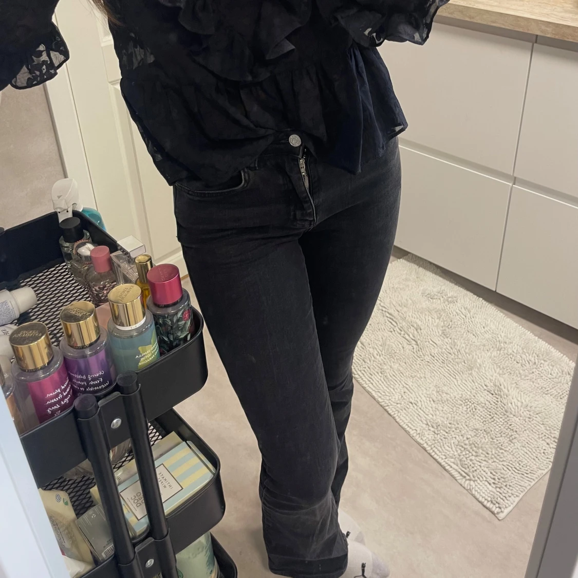 Svarta bootcut jeans - 1