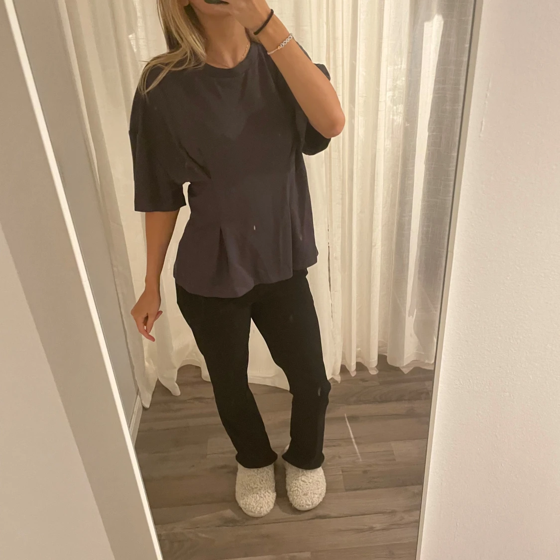 Mörkgrå t-shirt från Cider - 3