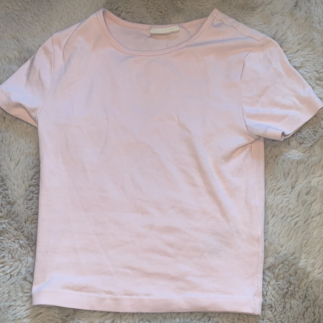 Ljusrosa tight t-shirt - 1