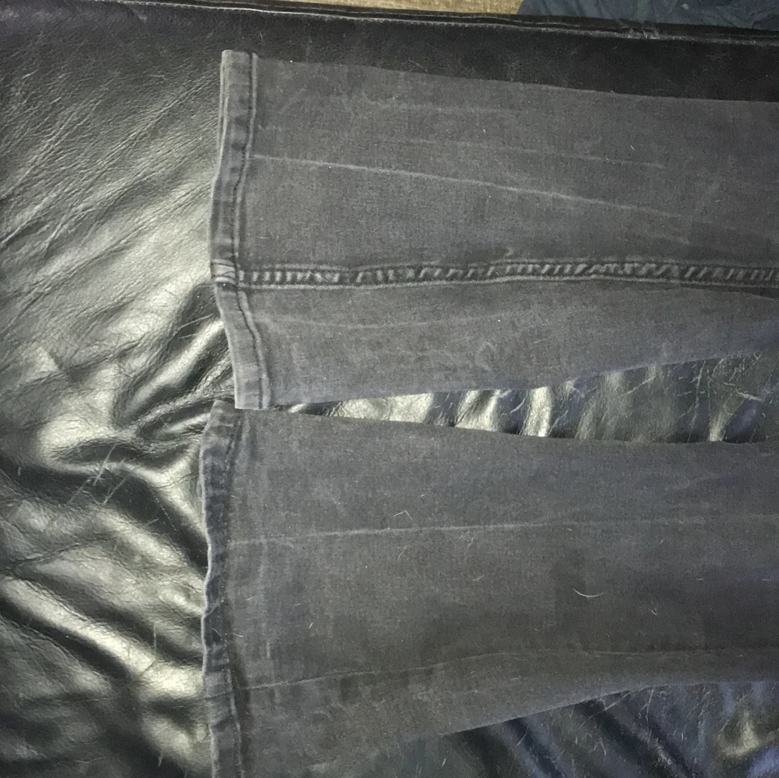 Svarta jeansbyxor från 157