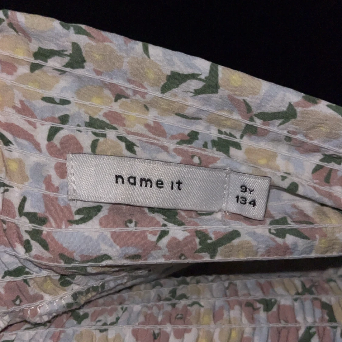 Blommig volangkjol från Name It - 2