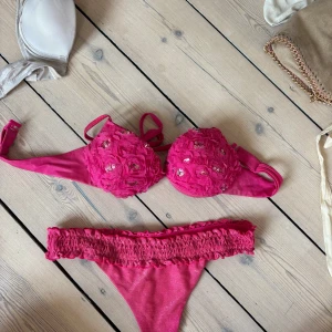 Calzedonia bikini - Bara överdelen💕💕💕så snygg!!! Nyskick