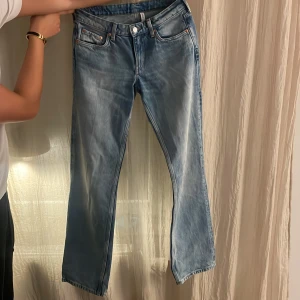 Arrow low jeans weekday - Aldrig använt typ jätte fina! W27 L34