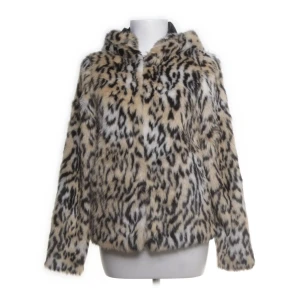 Leopard päls jacka - Leopard fluff jacka!