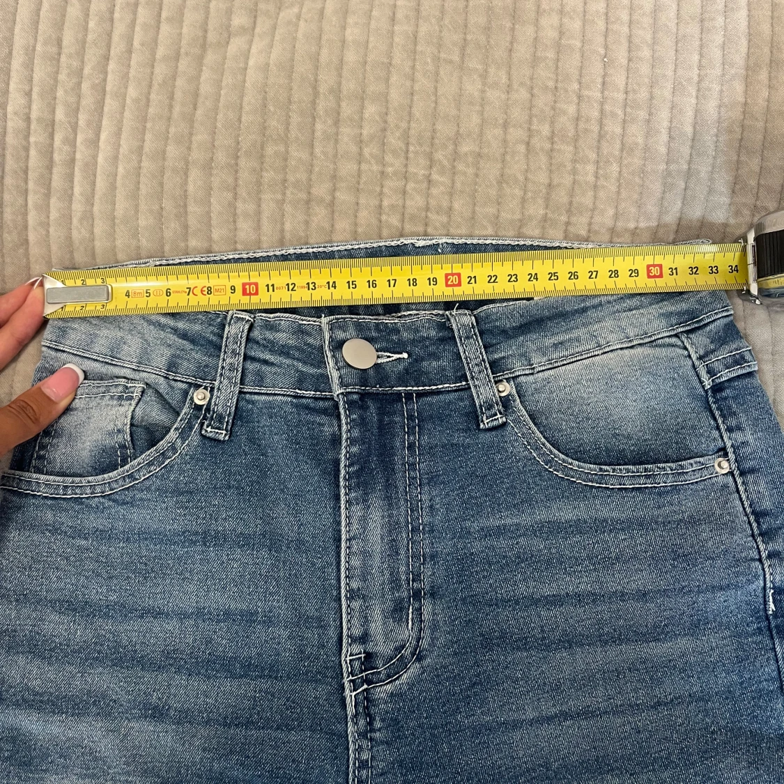 Blå bootcut jeans  - 3