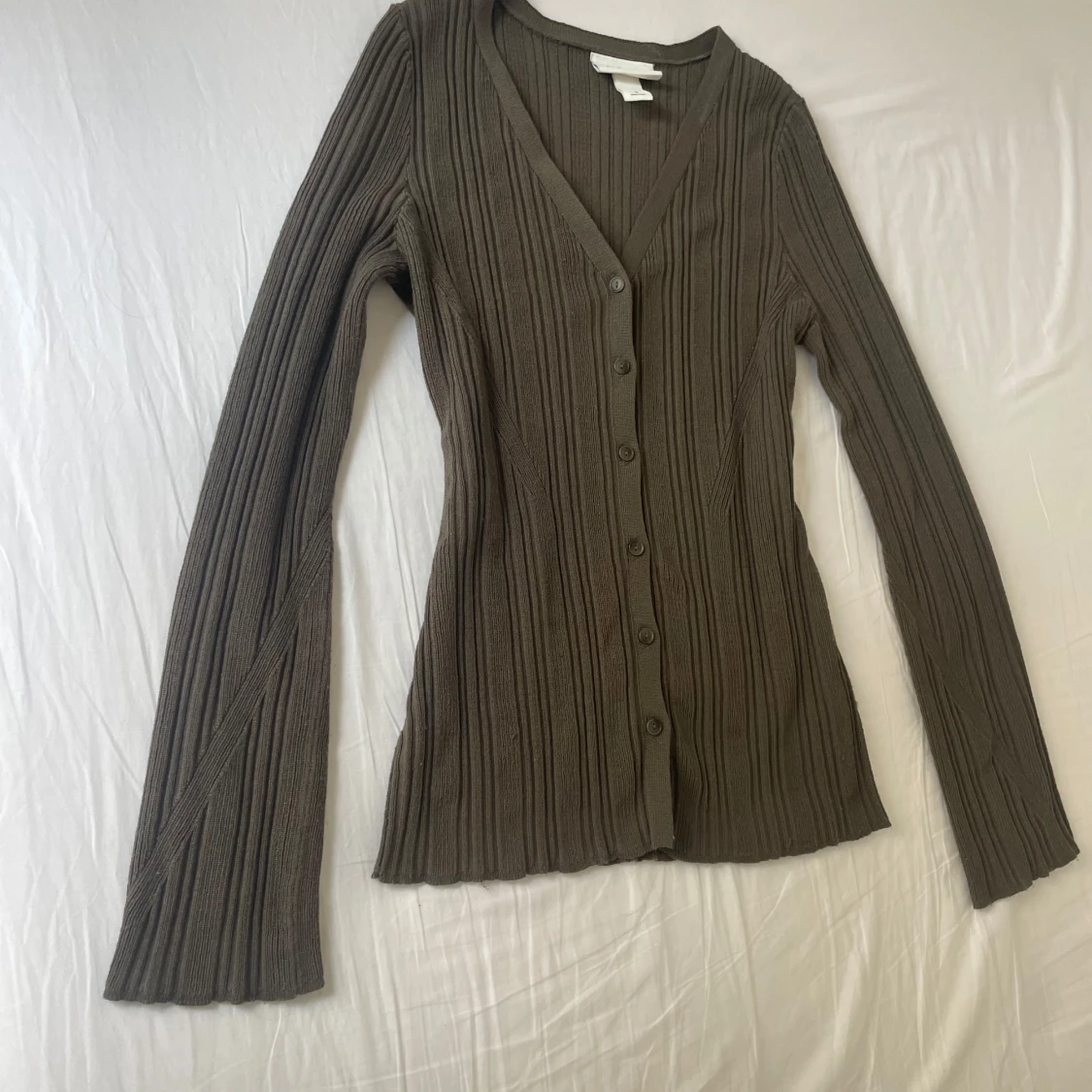 Ribbad brun kofta från Monki - 1