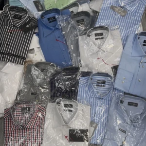 randiga skjortor från Eton/Ernst Alexis - skjortor från Eton och Ernst Alexis i olika färger. Skjortan har klassisk krage och lång ärm, perfekt för en dressad look. Märkeslapp och tagg sitter kvar.