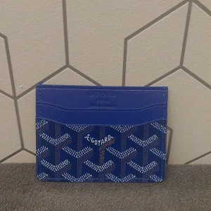 Marinblå Korthållare  - Snygg marinblå korthållare || helt ny