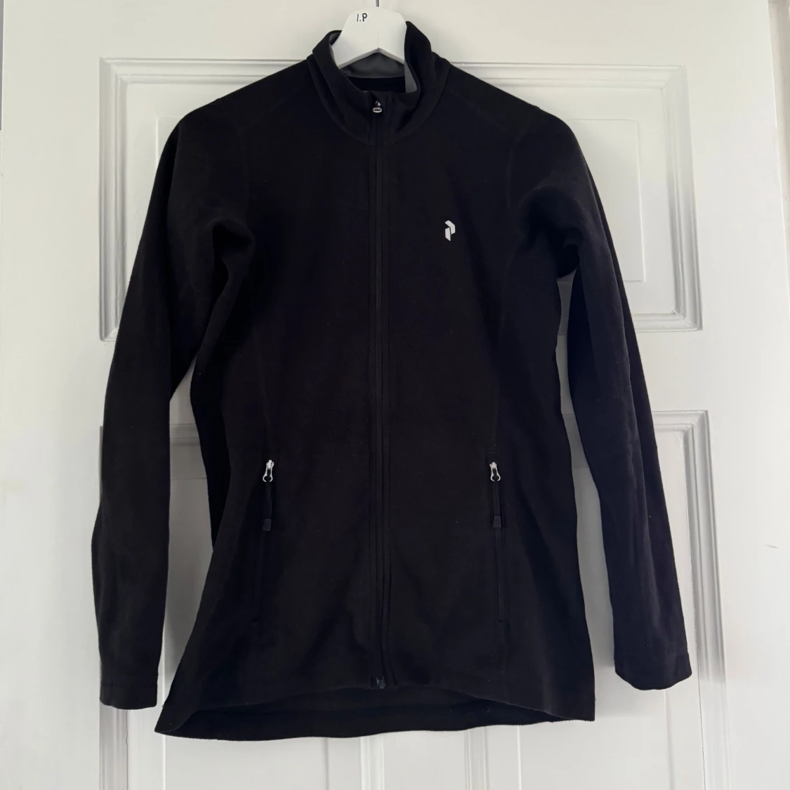 Svart fleecejacka från Peak Performance