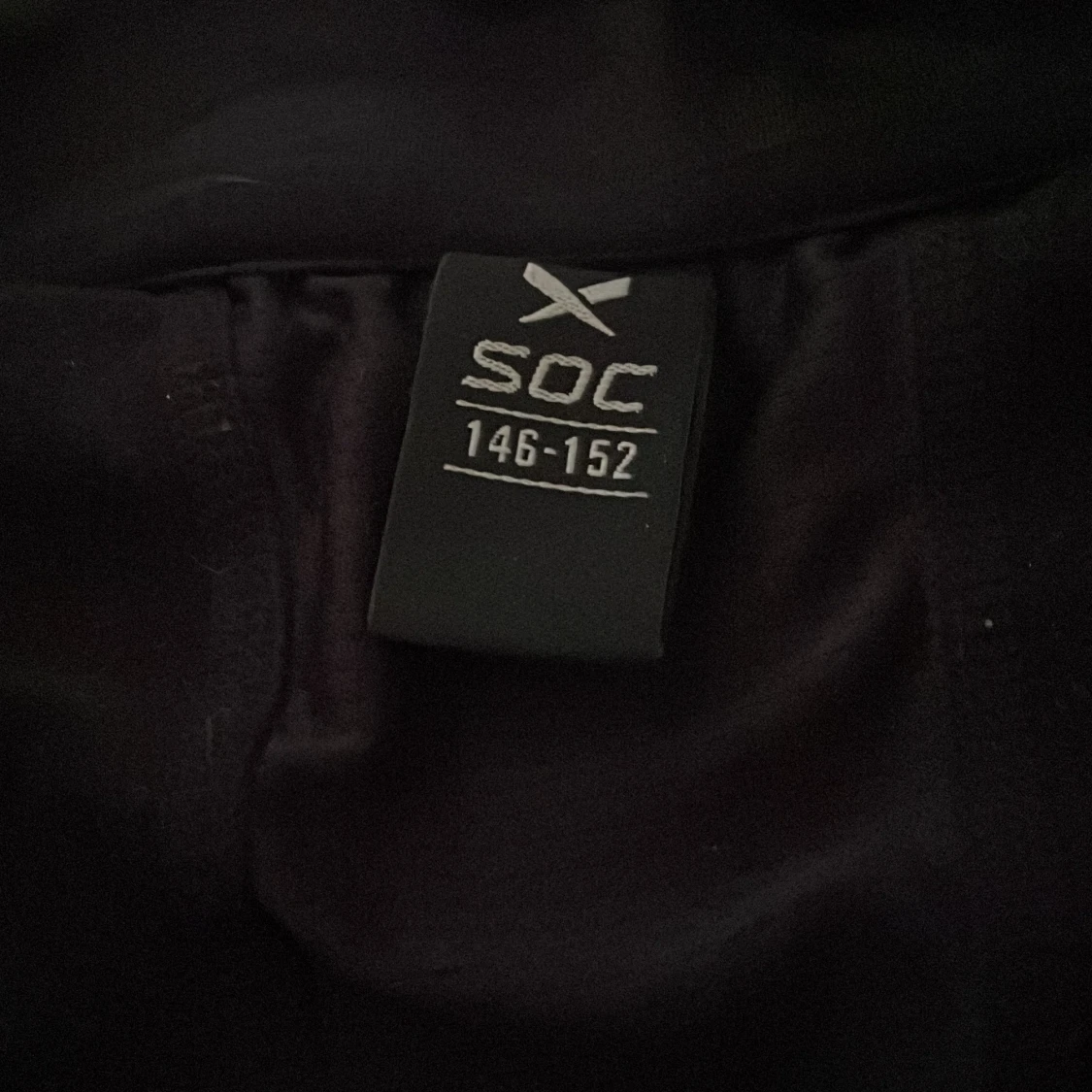 Svart träningströja från SOC med dragkedja - 3