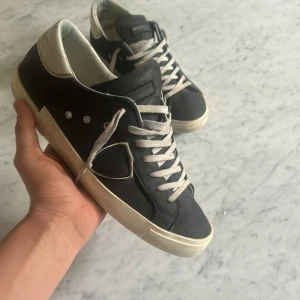 Phillippe model  - Snygga Philippe model i bra skick storlek 41