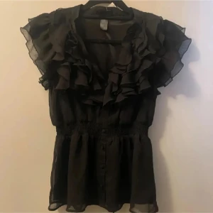 Blus  - Skit söt perfekt till sommaren! 