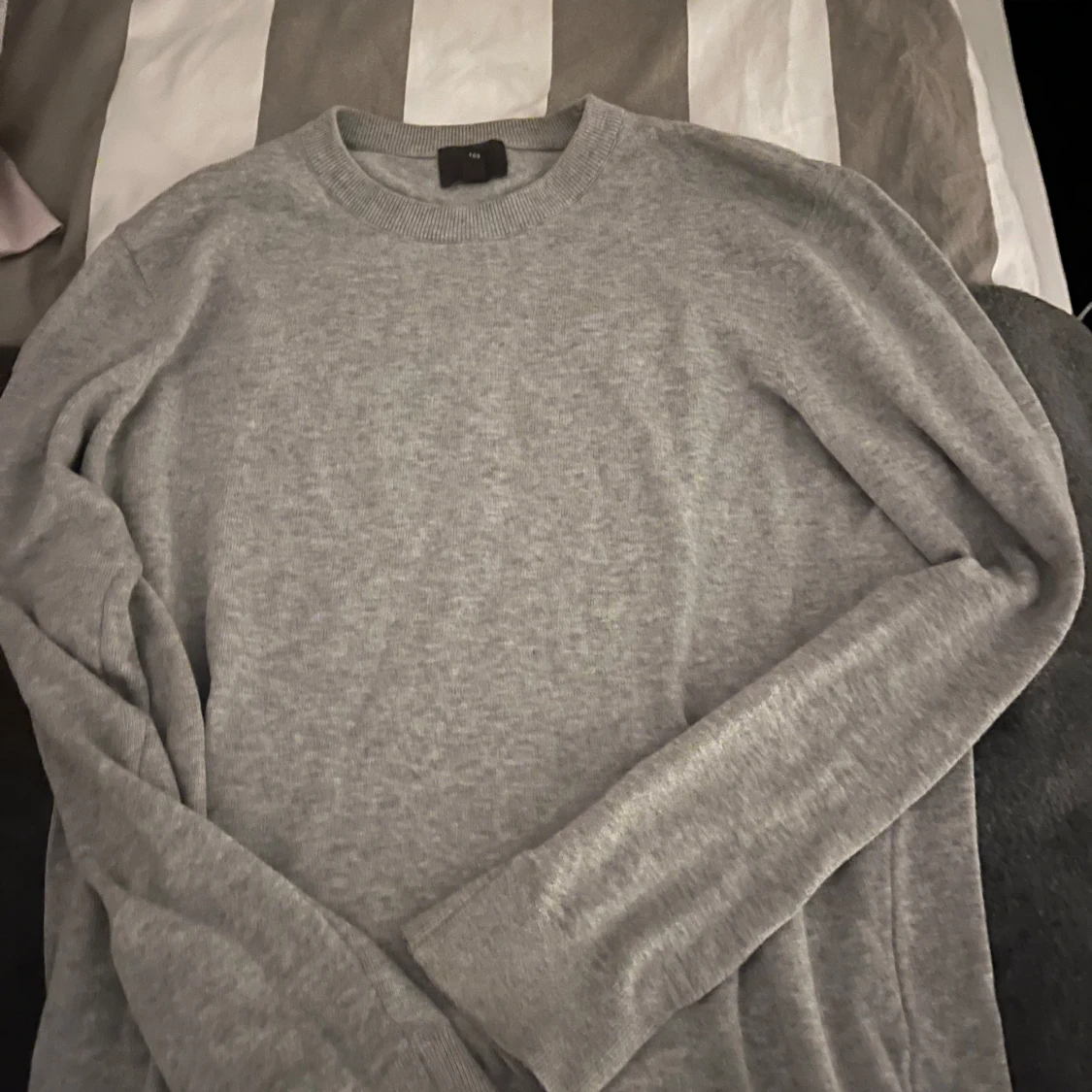 Grå tröja från hm