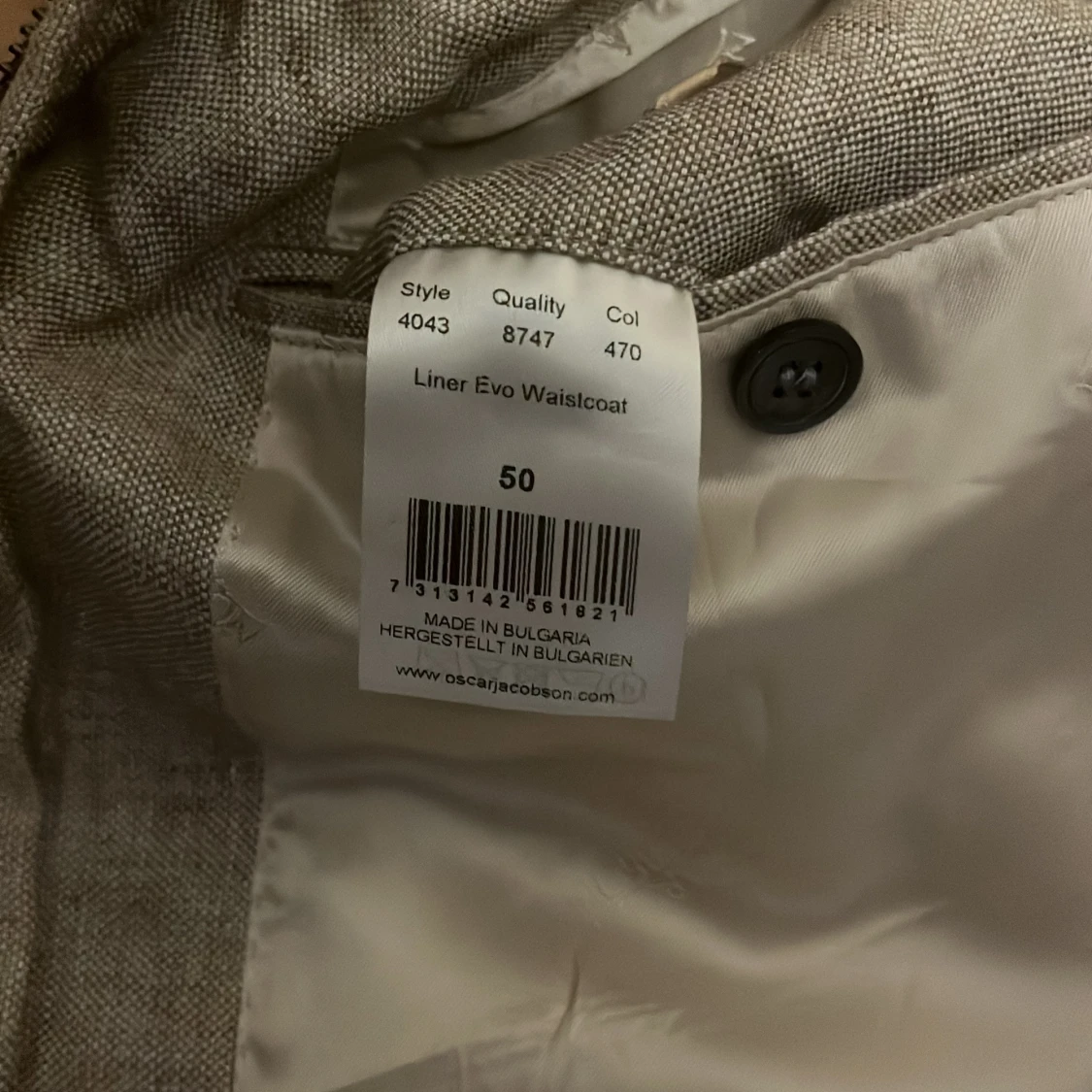 Beige väst från Oscar Jacobson - 3