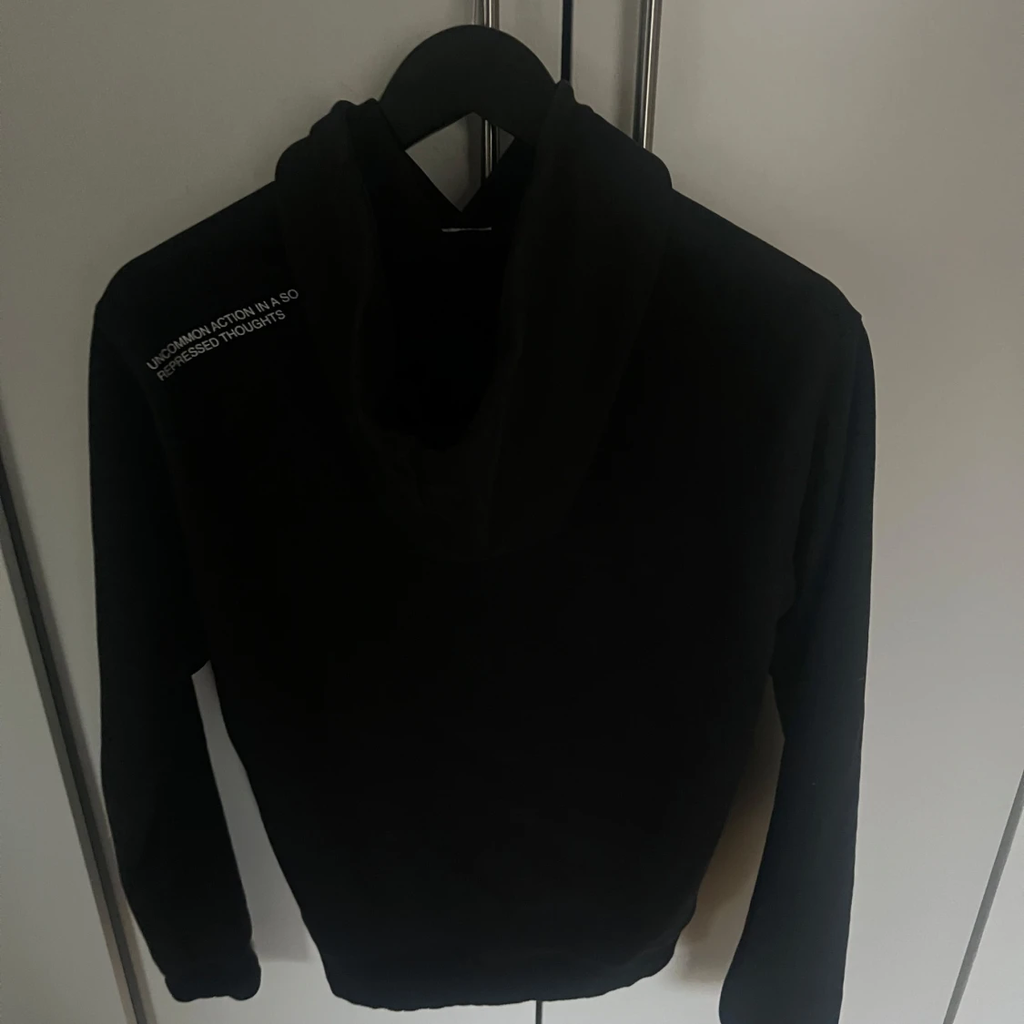 Svart hoodie från Helmut Lang - 1
