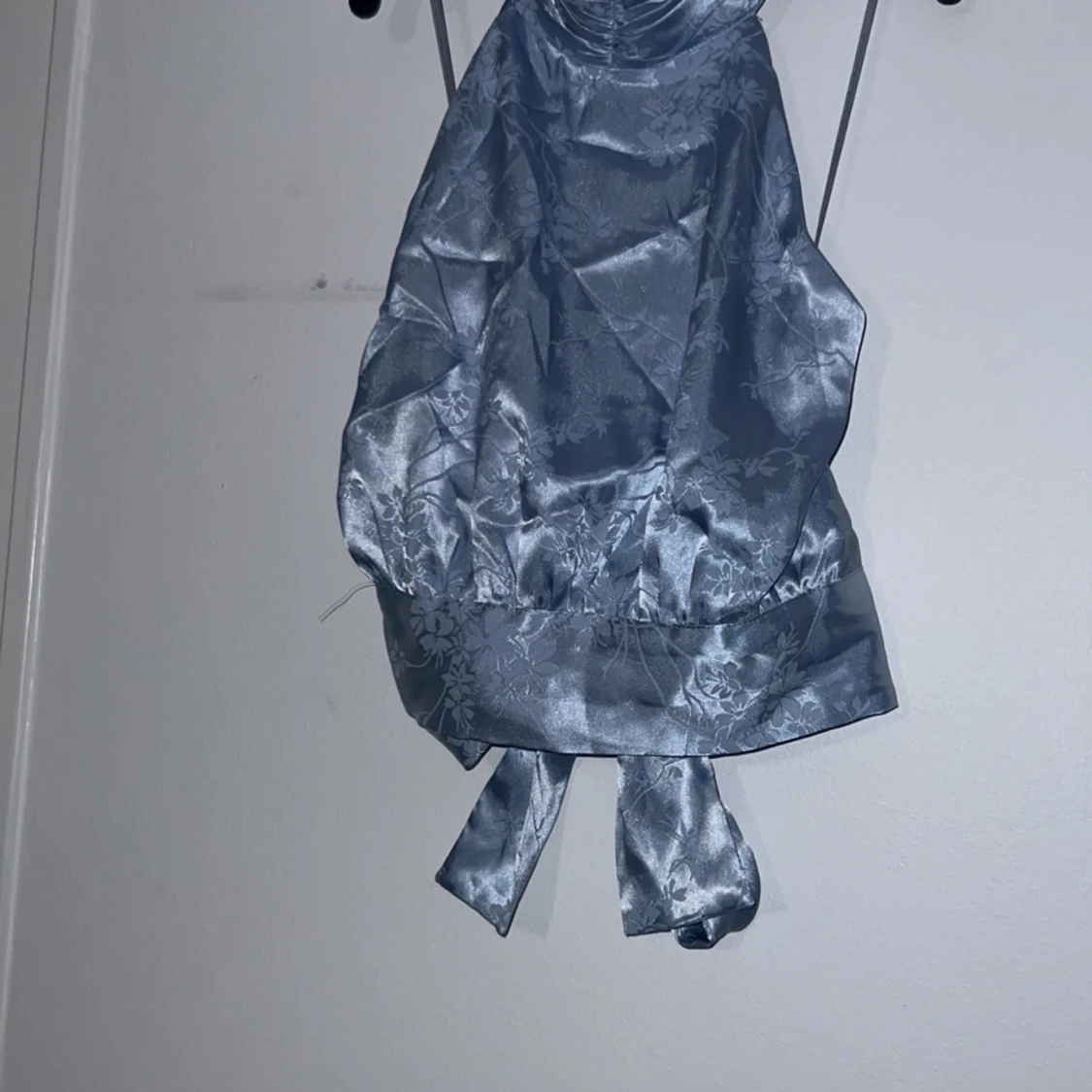 Blå siden topp från Bik Bok