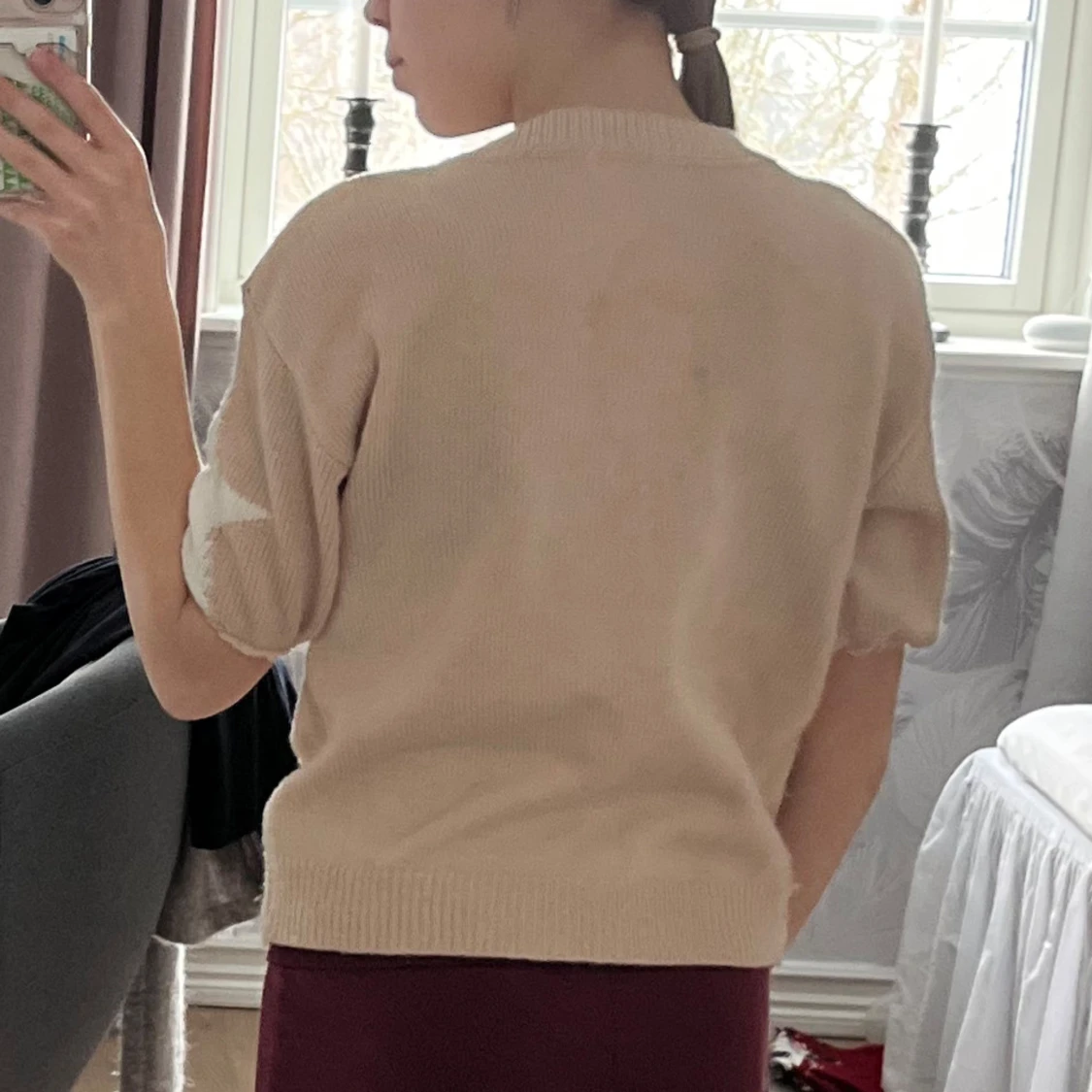 Beige stickad tröja med stjärnor - 1