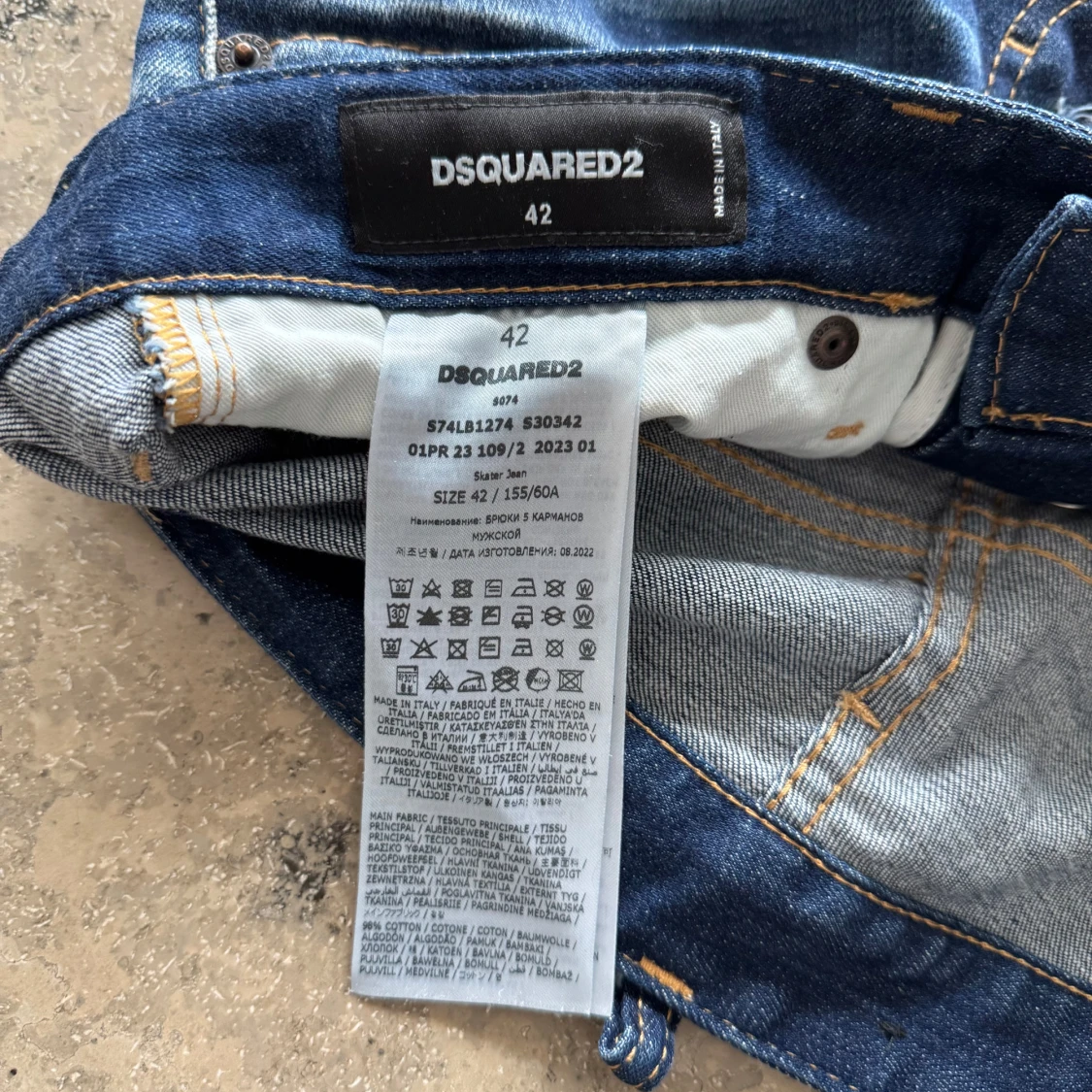 Blå jeans med färgstänk från Dsquared2 - 3