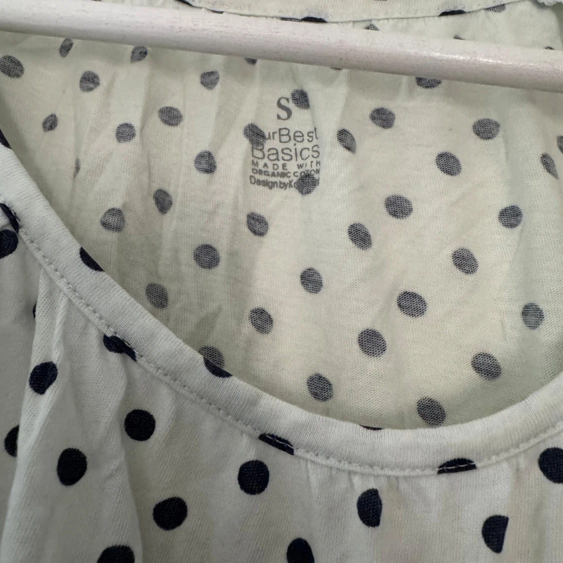 Vit prickig topp från Our Best Basics - 2