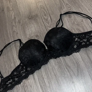 svart push up bh - helt ny bara klippt bort lappen!🌸