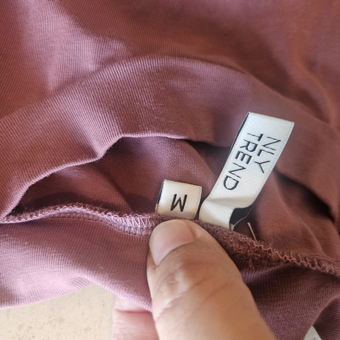 Ljuslila kortklänning från NLY Trend - 1