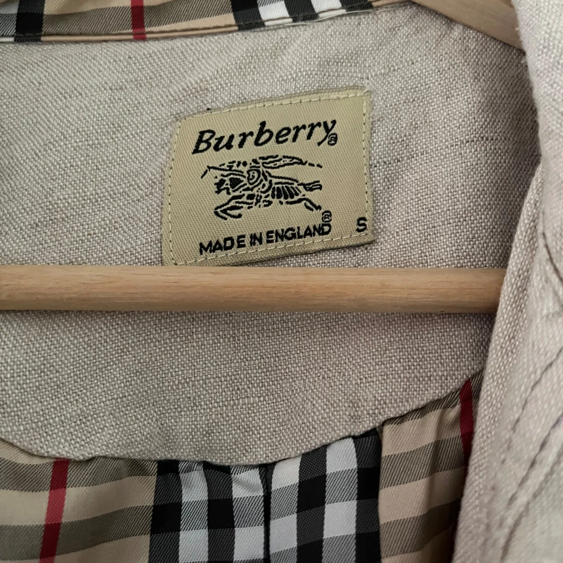 Beige Burberry jacka, S - 1