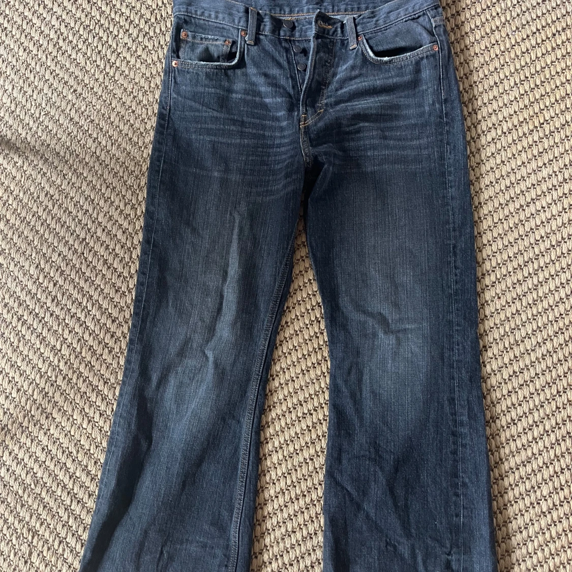 Weekday Time Loose Bootcut Jeans gråa