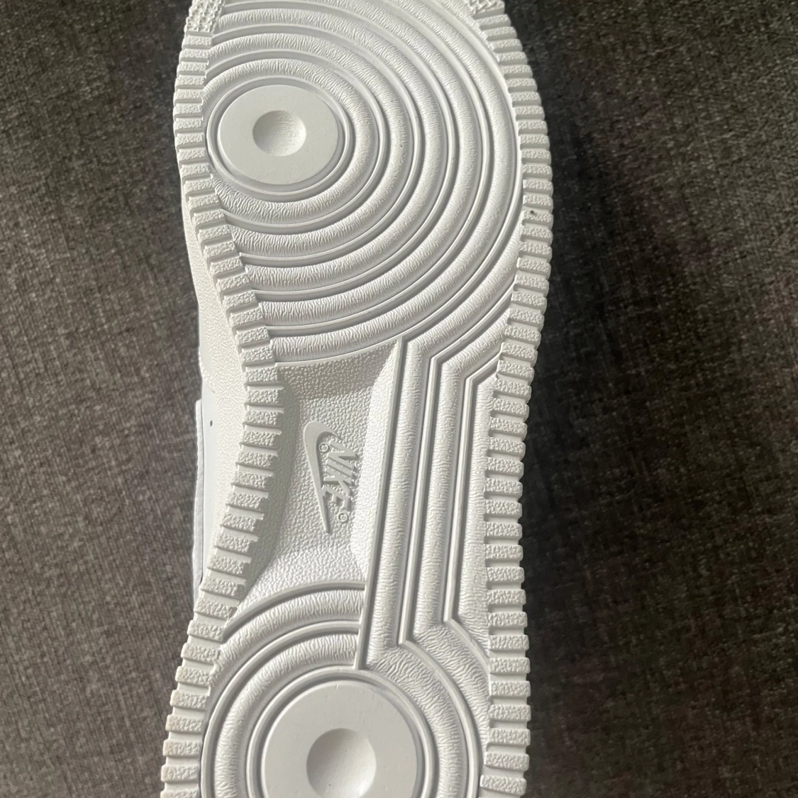 Nike Air Force 1 helvita sneakers - 1