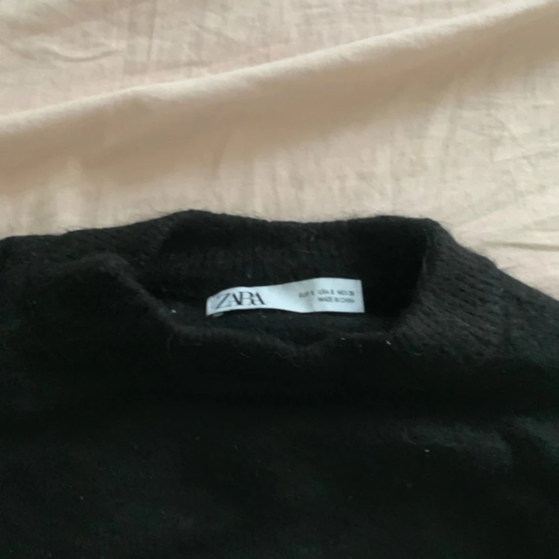 Svart stickat tröja från Zara  - 2