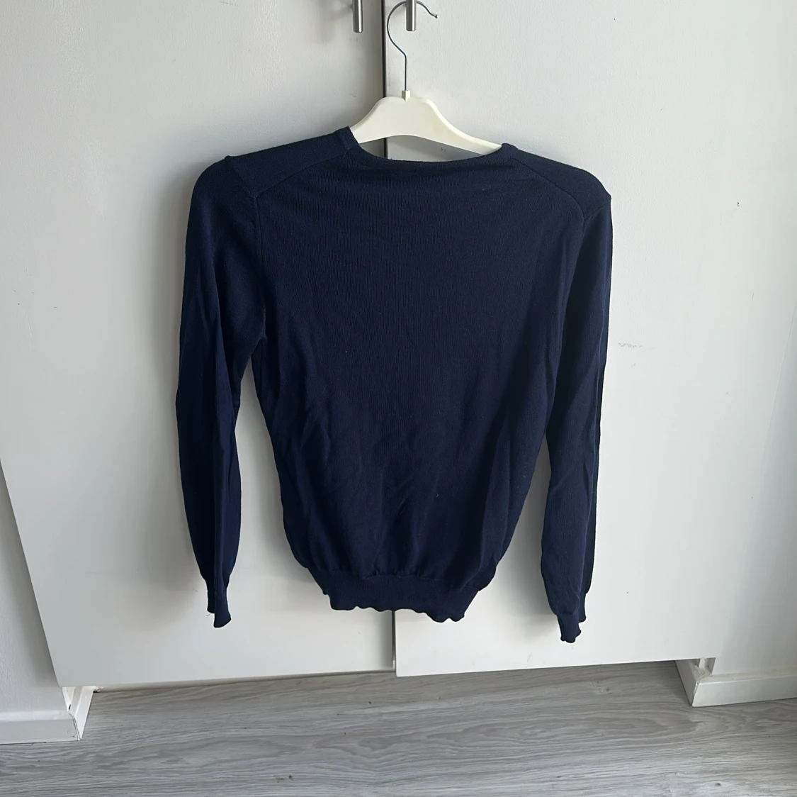 Mörkblå stickad tröja från Stenströms - 2