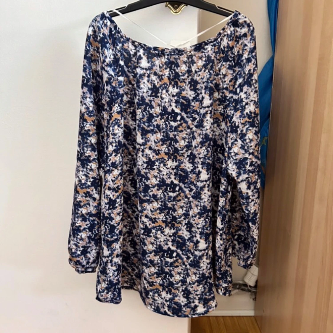 Blommig kortklänning från C - 2