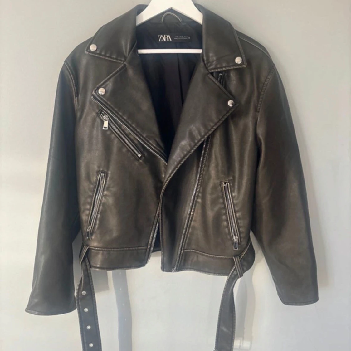 Svart skinnjacka från Zara - 2