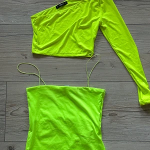 Olika tröjor - Billiga tröjor som säljs billigt då jag vill bli av med de! 30-50kr 