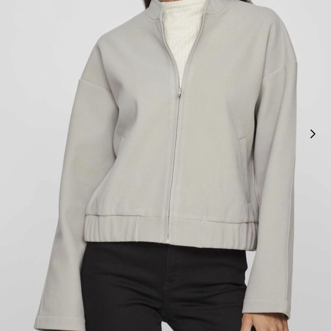 Skön vår jacka med dragkedja 