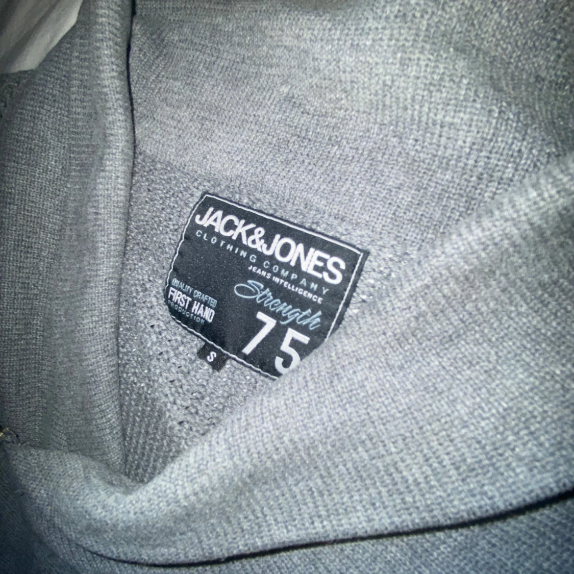 Grå stickad tröja från Jack & Jones - 3