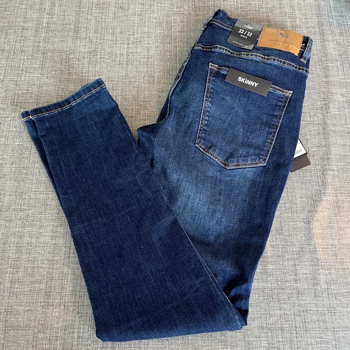 Mörkblå skinny jeans från FSBN - 3