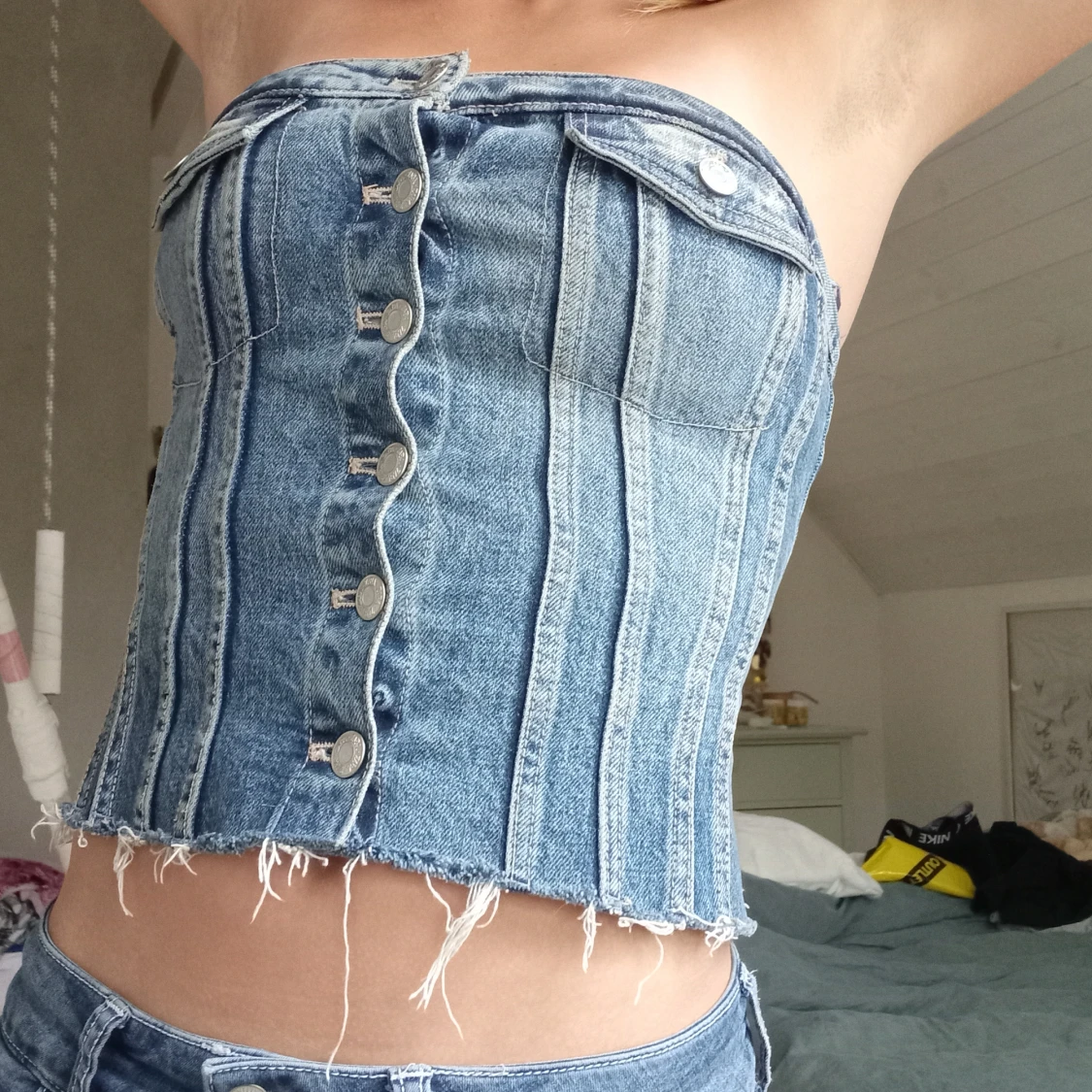 Jeans tubtopp med knappar - 3