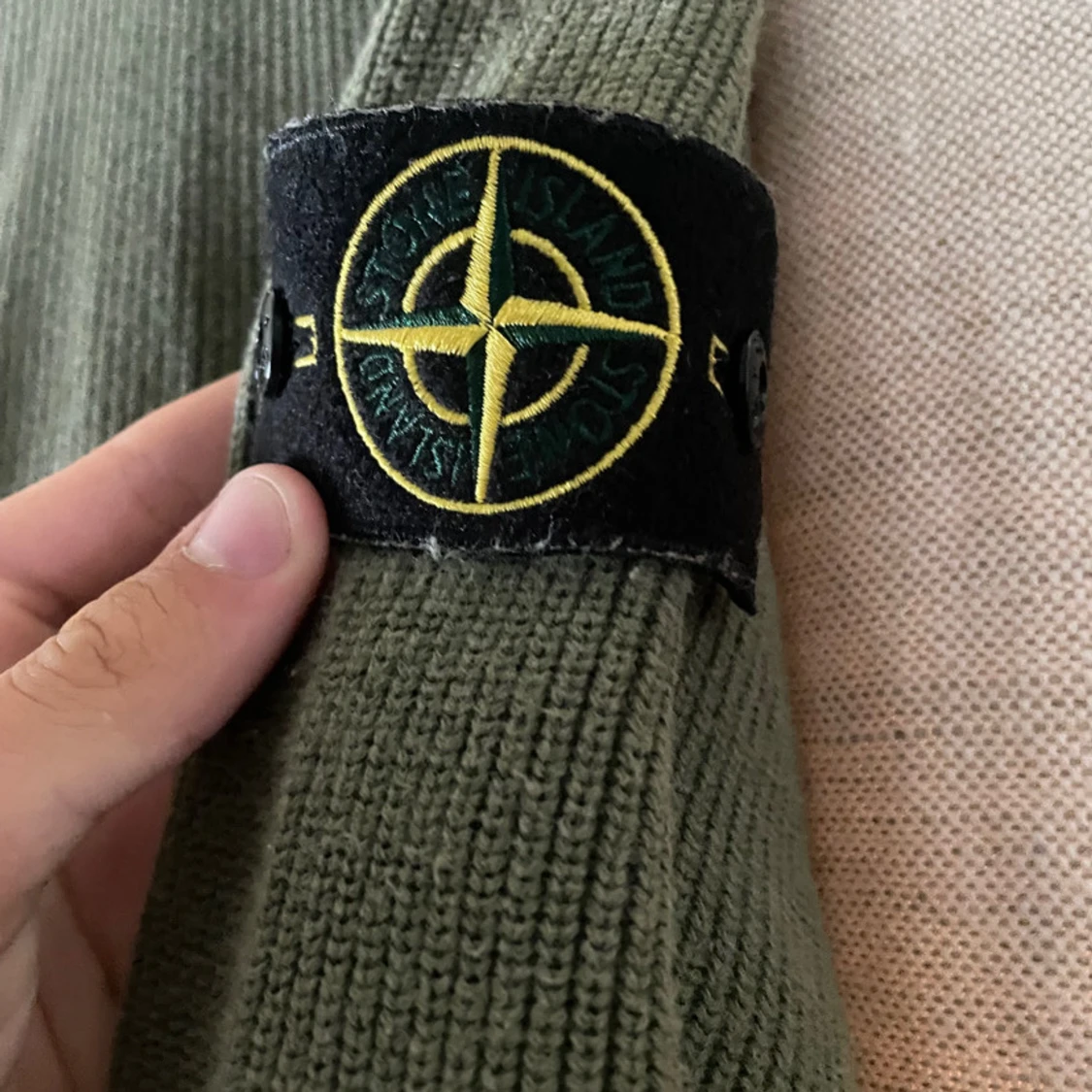 Olivgrön stickad tröja Stone Island - 1