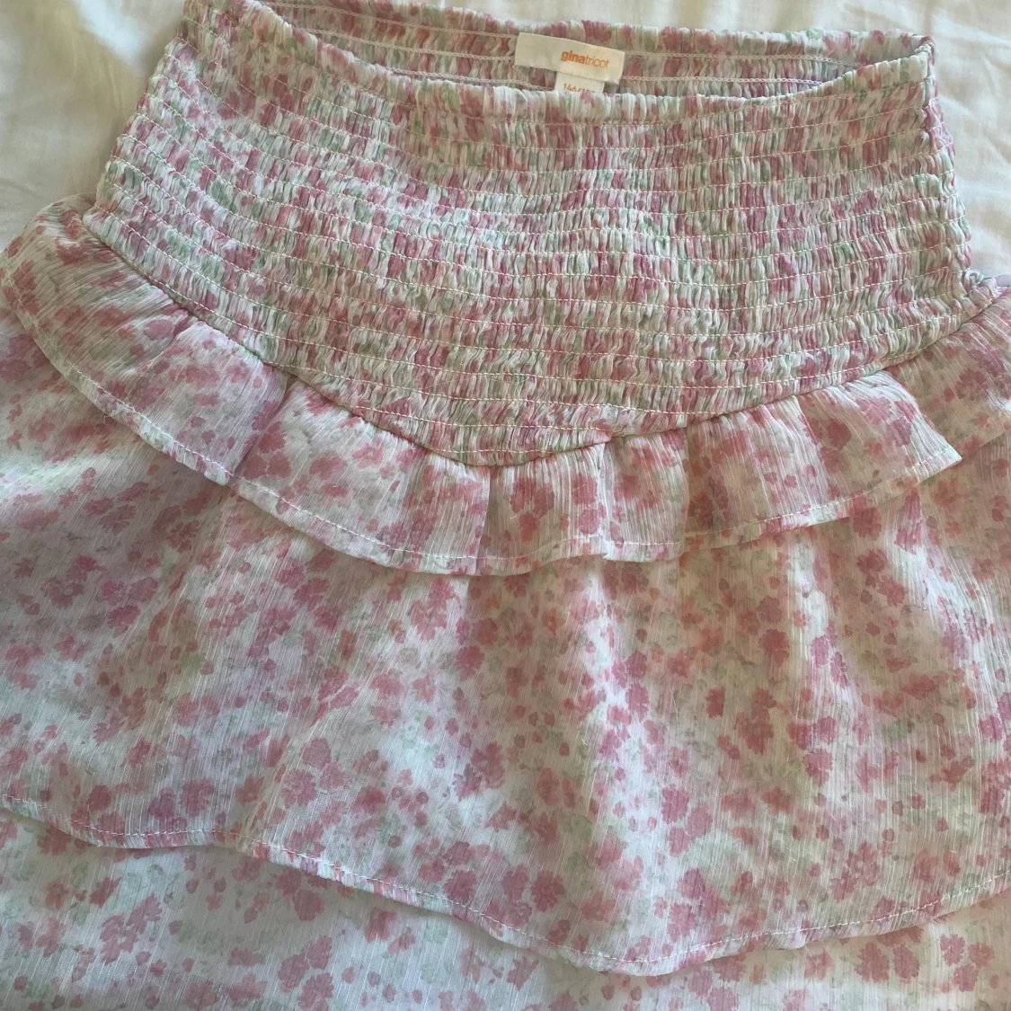 rosa blommig kjol från Gina Young 💞 - 3