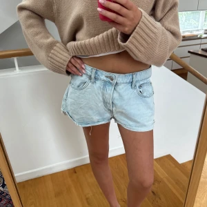Lowwaist jeans shorts  - Snygga jeans shorts!💕