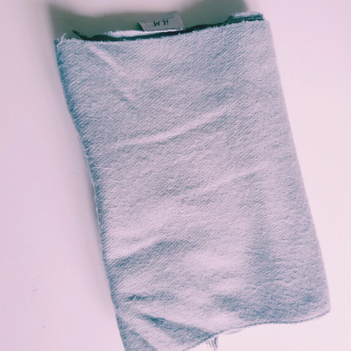 Ljusgrå halsduk från H&M