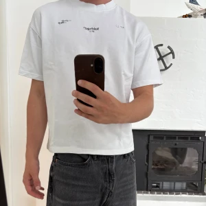 Nude project tshirt - Lite kort för mig, Är 178cm för jämnförelse