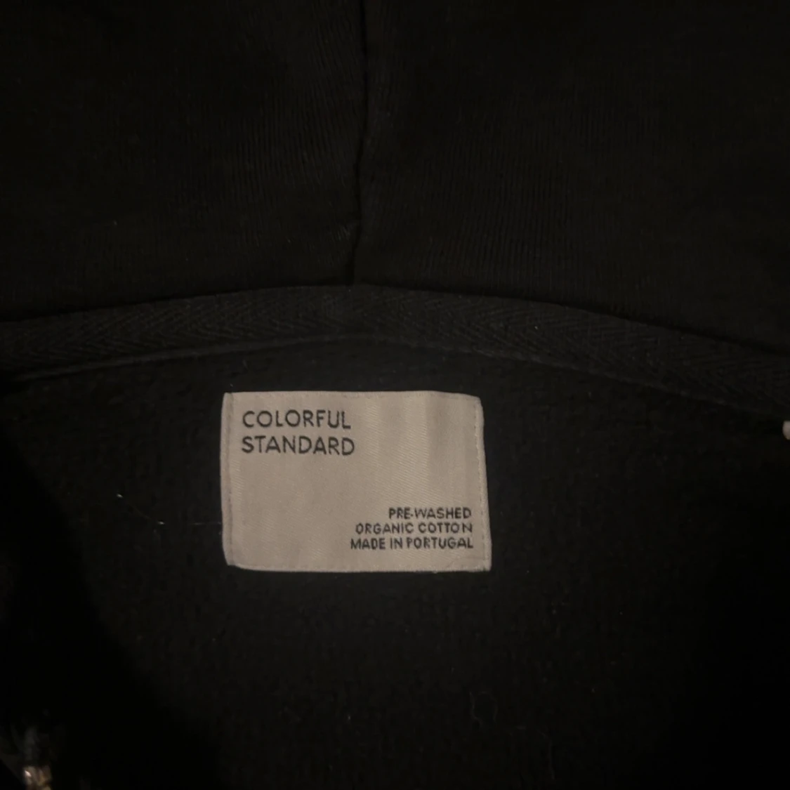 Svart hoodie från Colorful Standard - 1